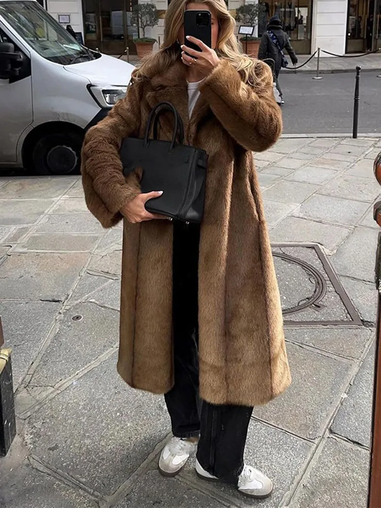 Brown Thicken Faux Fur Overcoat For Women Fashion Oversize Long Sleeve Lapel Long Coat 2024 Winter New Elegant Street Outerwear