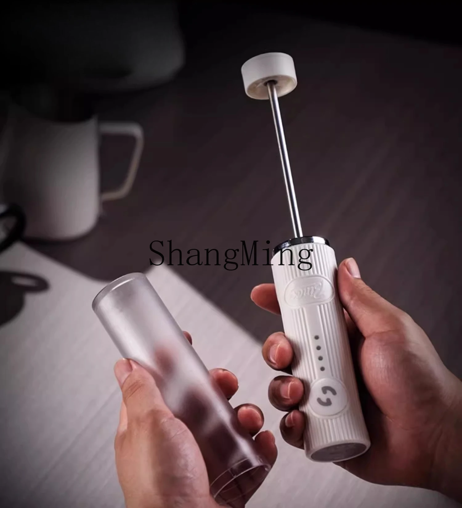 ZYY มือถือไฟฟ้าเครื่องโฟมนมกาแฟนมโฟมเครื่องใช้ในครัวเรือน Beat นมโฟมบาร์ Stirrer