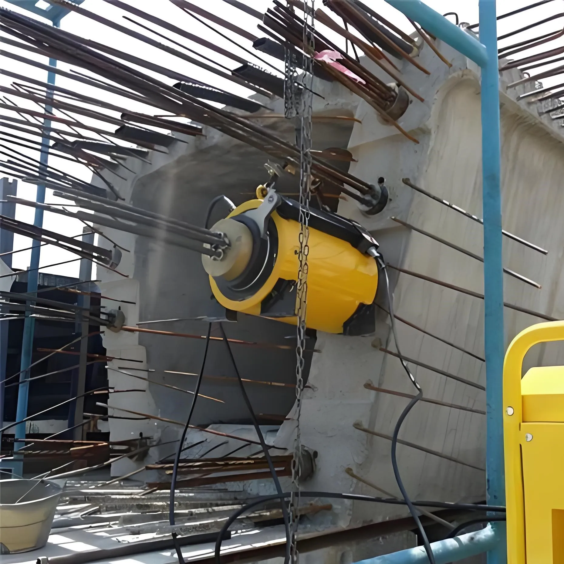 Prestressed PC stranded wire hydraulic tension jack machine