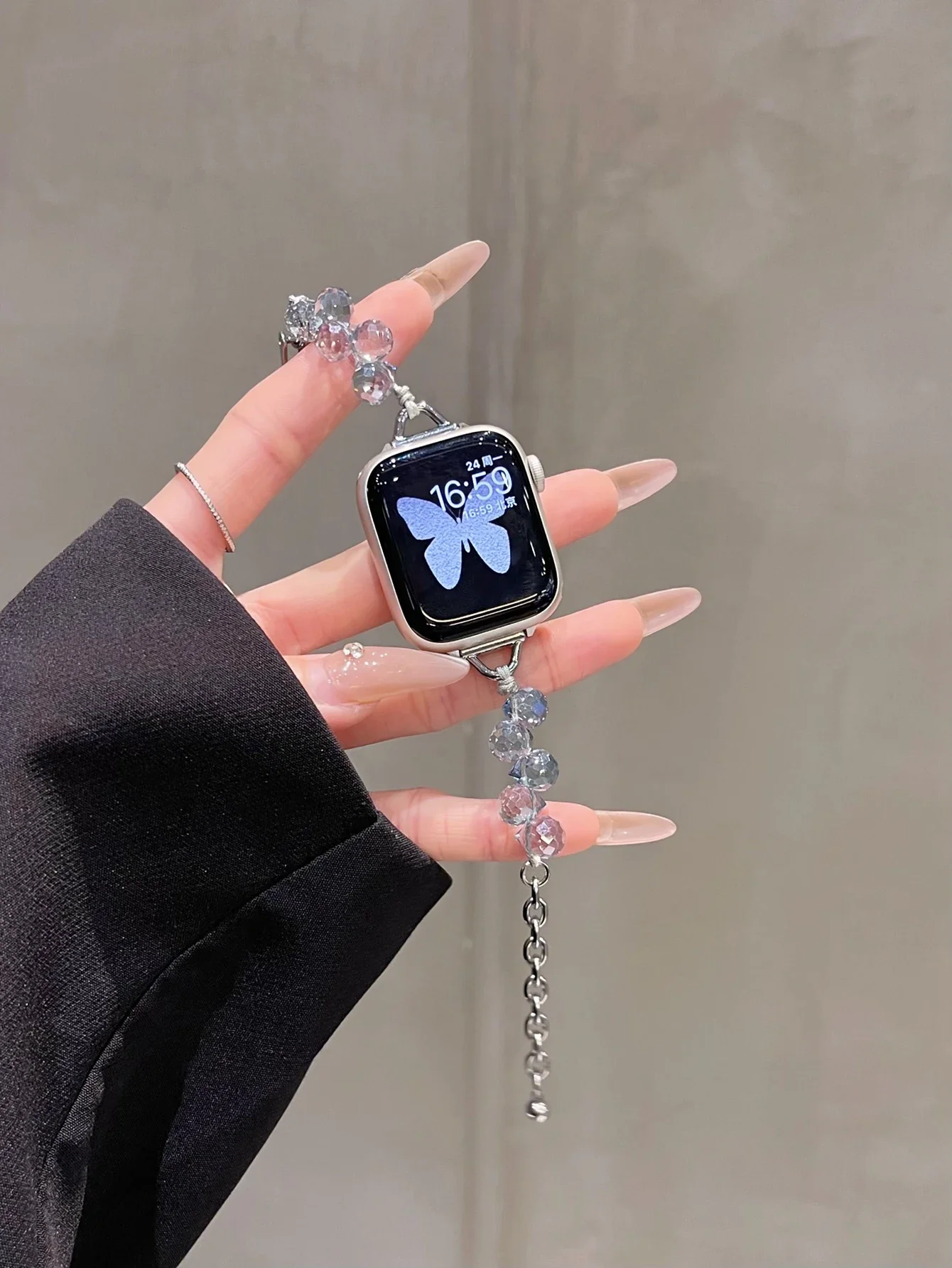 ファッションビーズメタルリンク透明ストラップ Apple Watch バンド女性のための 38 ミリメートル 40 ミリメートル 41 ミリメートル 42 ミリメートル 44 ミリメートル 45 ミリメートル 46 ミリメートル 49 ミリメートル