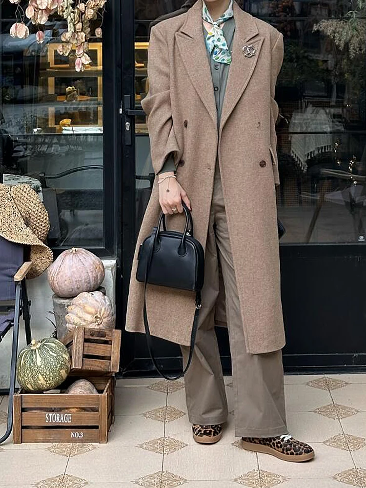 

Genuine Leather Bowling Bag Women's New 2025 Luxury Handbag Soft Boston Bag Sted Bun ape Crossbody Handbag