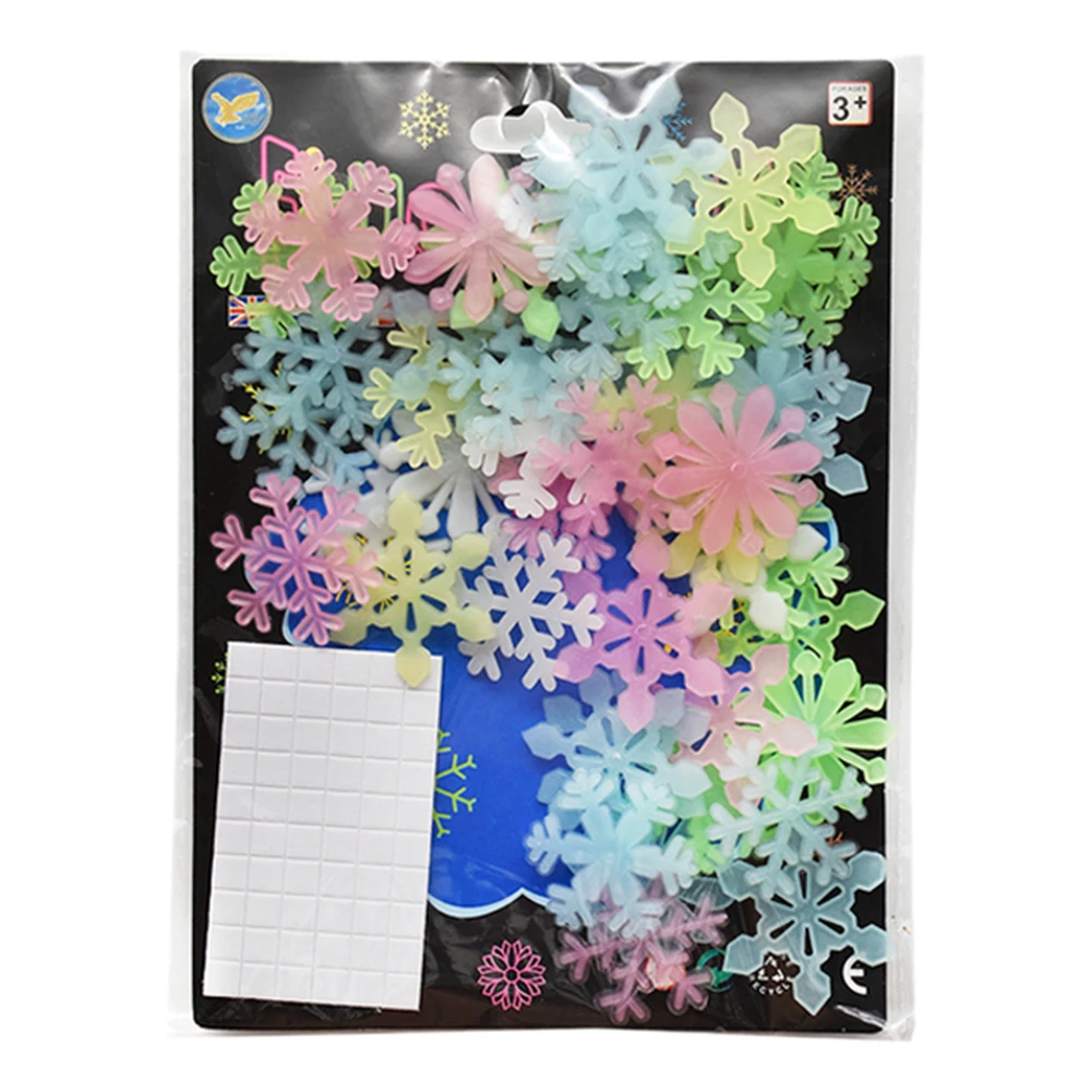 50pcs Snowflake Glow Stickers Luminous In Dark Night Fluorescent Wall Art 3D Home Decals For Kids Room Ceiling Switch Decoration