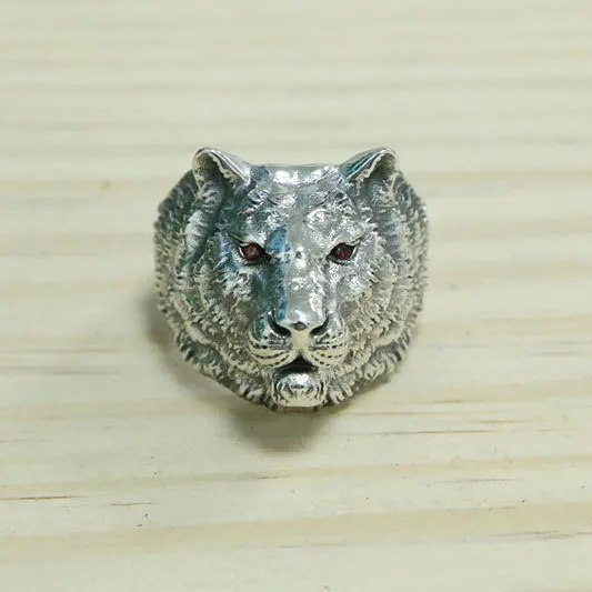 

S925 sterling silver domineering men's tiger head ring rock style ring men's retro tiger Thai silver index finger ring silver je