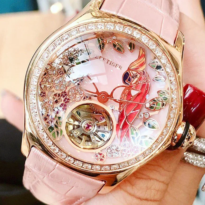 Reef Tiger Women Automatic Watch 38MM Luxury Ladies Mechanical Wristwatch Bubble Sapphire Mirror Skeleton 3D Art Dial RGA7105