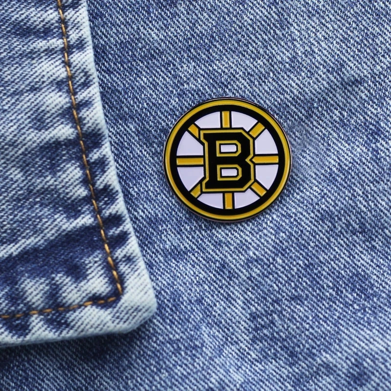 NxHxL Hockey Boston-Bruins Logo Lapel Pins Backpack Jeans Enamel Brooch Pin Women Fashion Jewelry Gifts Cartoon Badges