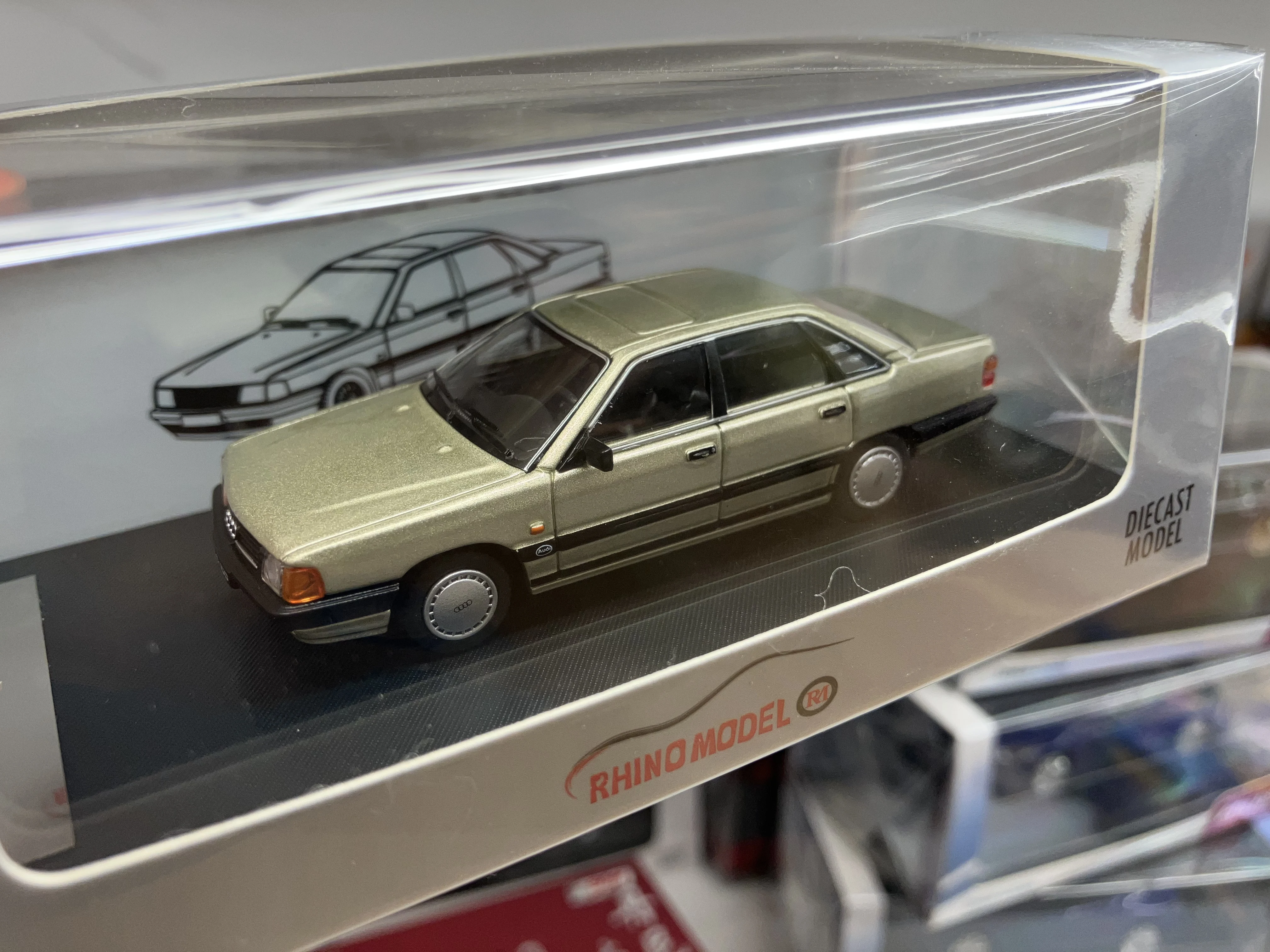 

A 100 1:64 Diecast Model Car Limited Edition Alloy