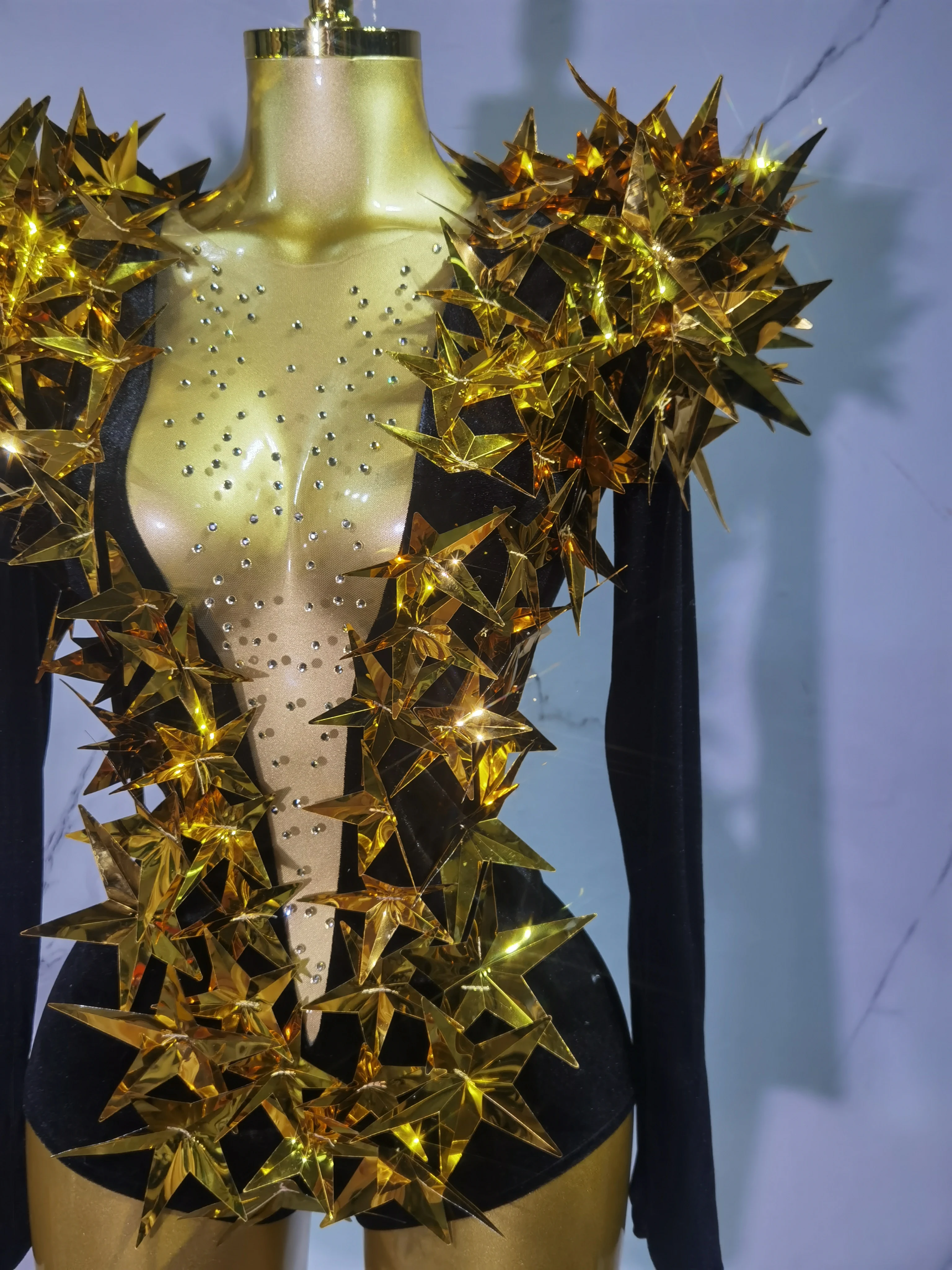 Glänzendes Gold-Strasskleid für Damen, Schwarzer Langarm-Bodysuit für Abendpartys, Club-Hostessen, Nachtbars, Bühnenauftritte, Kostüme 2026 – Detail 4