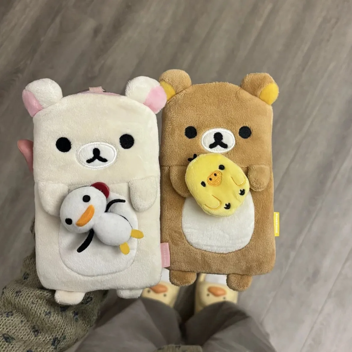 Japanischer Rilakkuma-Plüsch-Federmäppchenanhänger, niedlich, gutaussehend, großräumige Aufbewahrungstasche für Schreibwaren, Münzgeldbörse, Geschenk