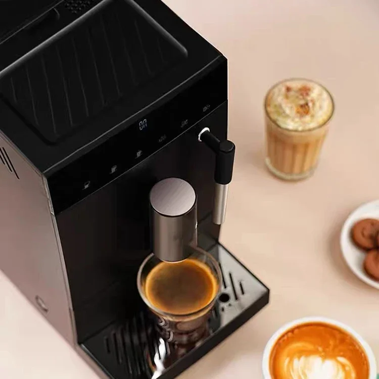 Hotel domestici Macchina da caffè espresso Cafetera per caffè espresso completamente automatica Italia Black Latte Maker con asta vapore