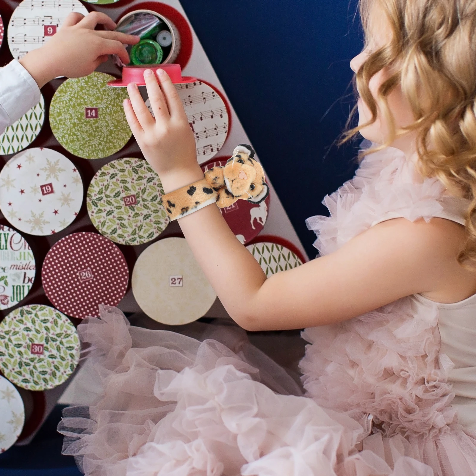 

Cute Animal Elephant Slap Bracelet Kids Soft Wrist Band Snap Cuff Party Favors Jungle Theme School Costume Parties Easy