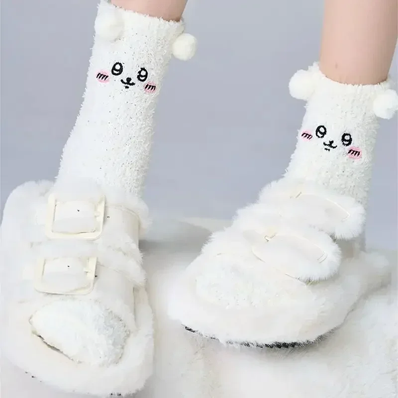 

MINISO Anime Ins Kawaii Fashion Chiikawa Coral Velvet Calf Socks Winter Plus Velvet Thick Home Sleeping Stockings Gifts Toys