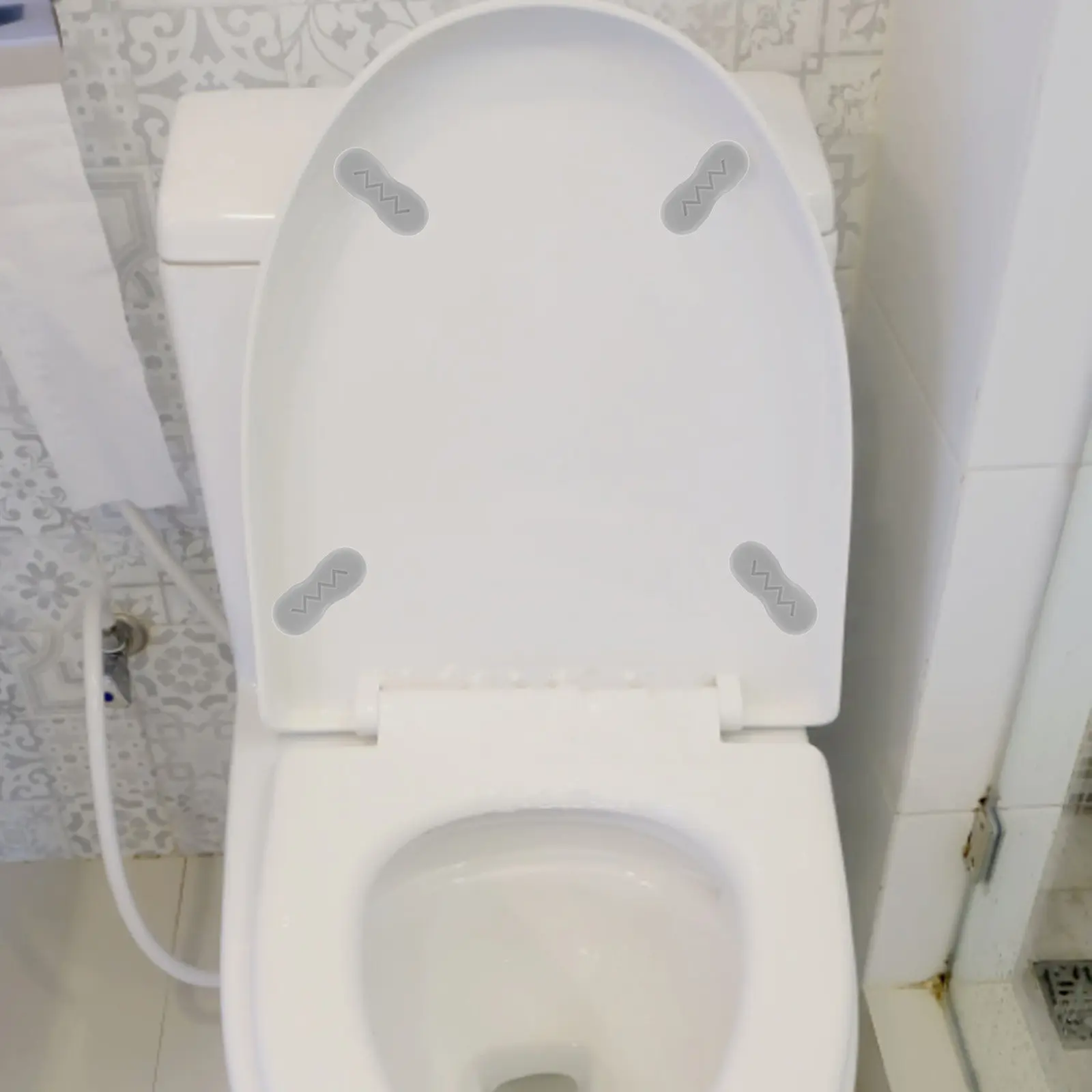 

4Pcs Toilet Lid Bumpers Universal Cushioning Pads Toilet Seat Risers Rubber Buffer Pads for Home Use Bidet Attachment