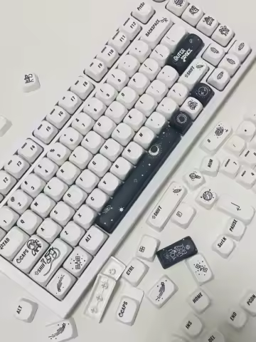 Space Astronaut Key Caps MOA Profile Black White Custom Design Keycap Set for Gaming Mechanical Keyboard Keycap PBT