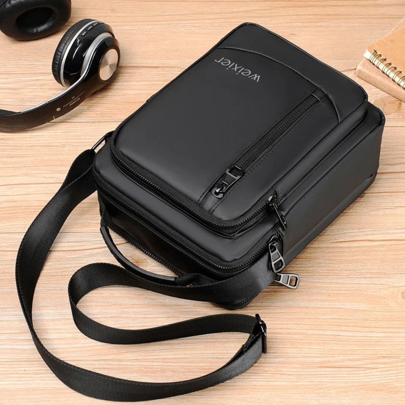 Mens crossbody Olvasottság Ráérő anty Folt Boltváll Olvasottság Teendő Hírnök Olvasottság Messzemenő kapacitású kültéri Vízálló tárolására Kézitáska