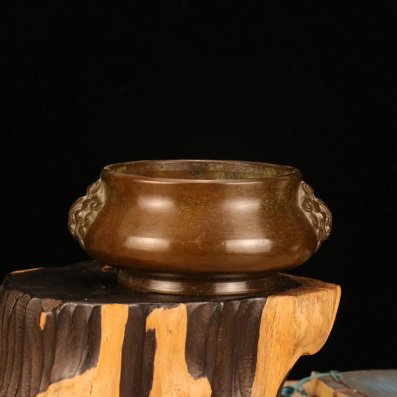 

Double lion ear furnace ornament line, incense burner, aromatherapy fine workmanship, household desktop creative decoration