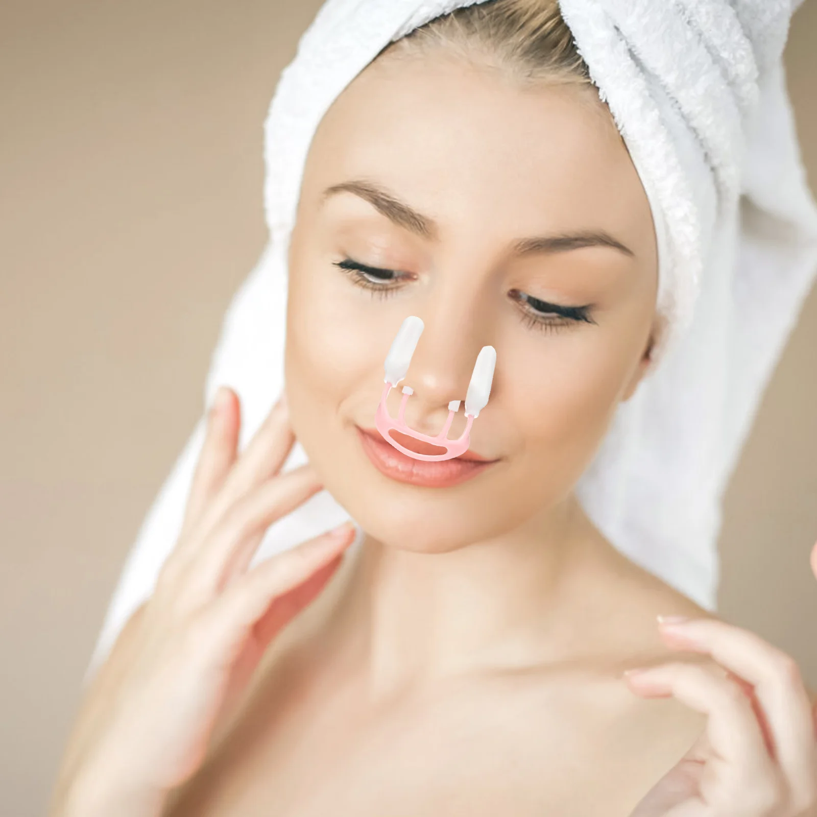 

2Pcs Nasal Bridge Clip Nose Shaper Device for Nose Slimming and Lifting Tip Without Surgery Comfortable Wear Nasal Bridge Clip