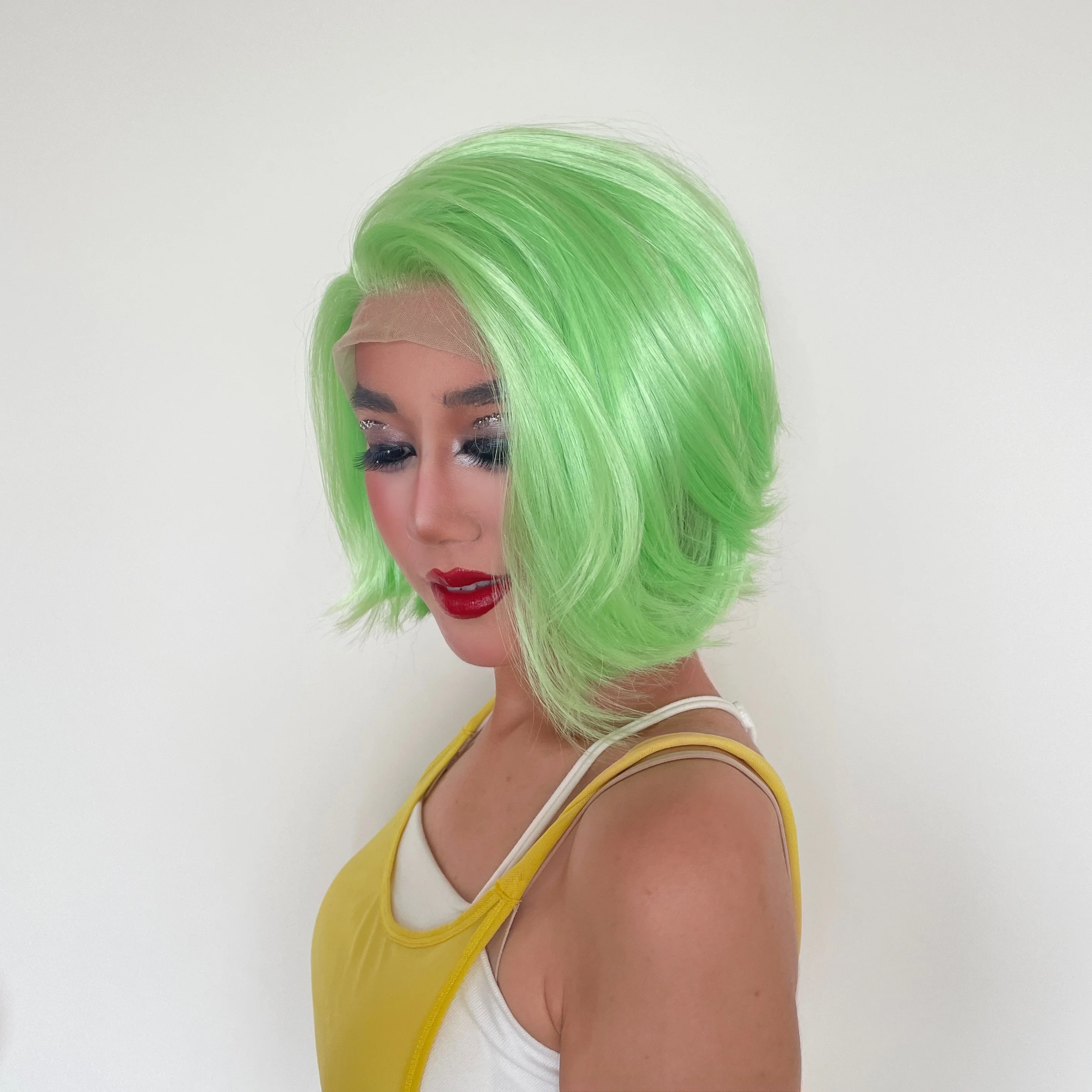Light Green Short Bob Cut Synthetic Hair for Women Cosplay 13x4 Lace Front Wigs for Men Glueless Half Hand Tied Medium Cap Party