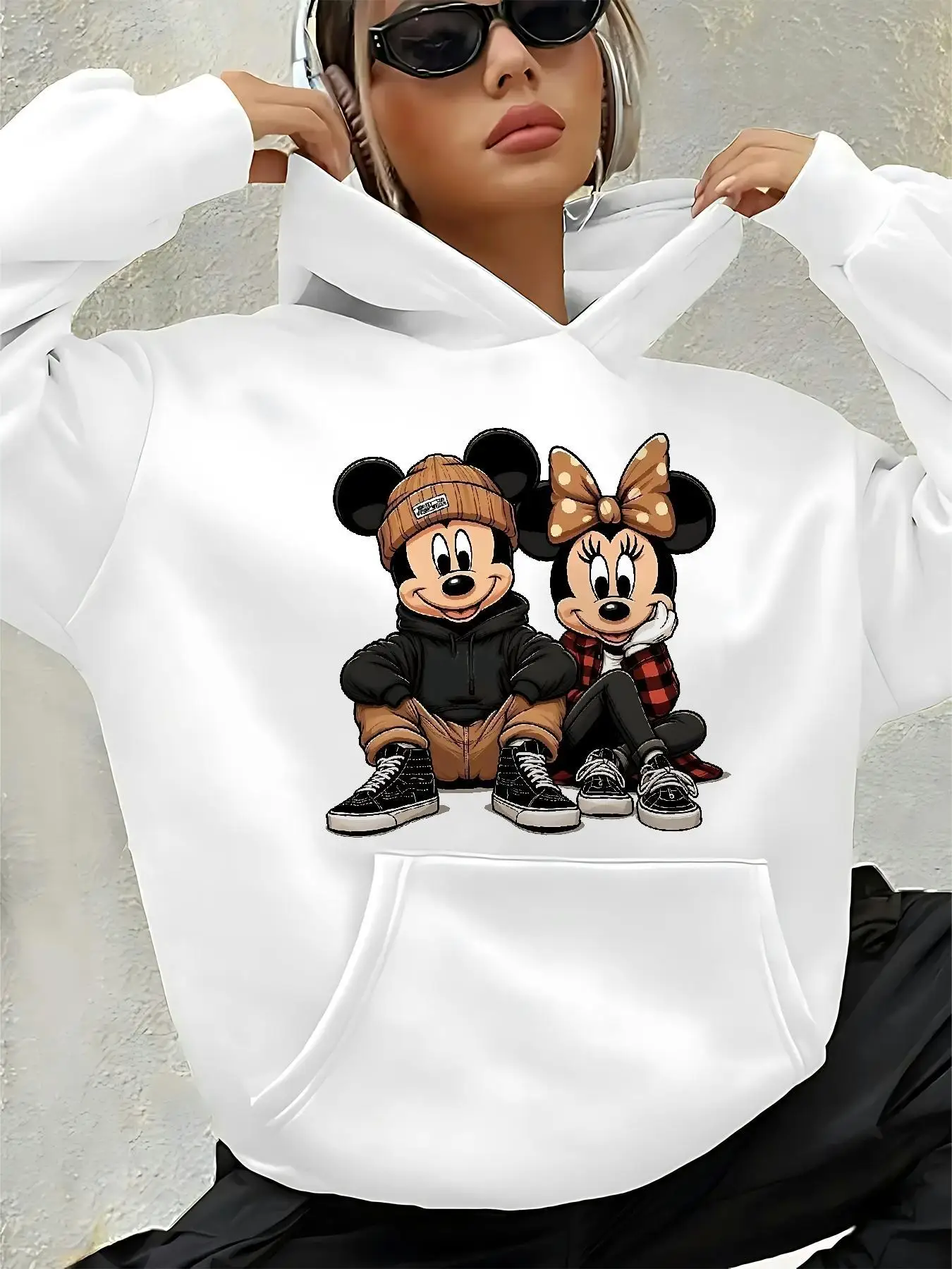 Women's Disney Mickey Mouse  Autumn and Winter Fleece Hooded Sweatshirt Unisex Streetwear Oversized Loose Casual Event Outfit