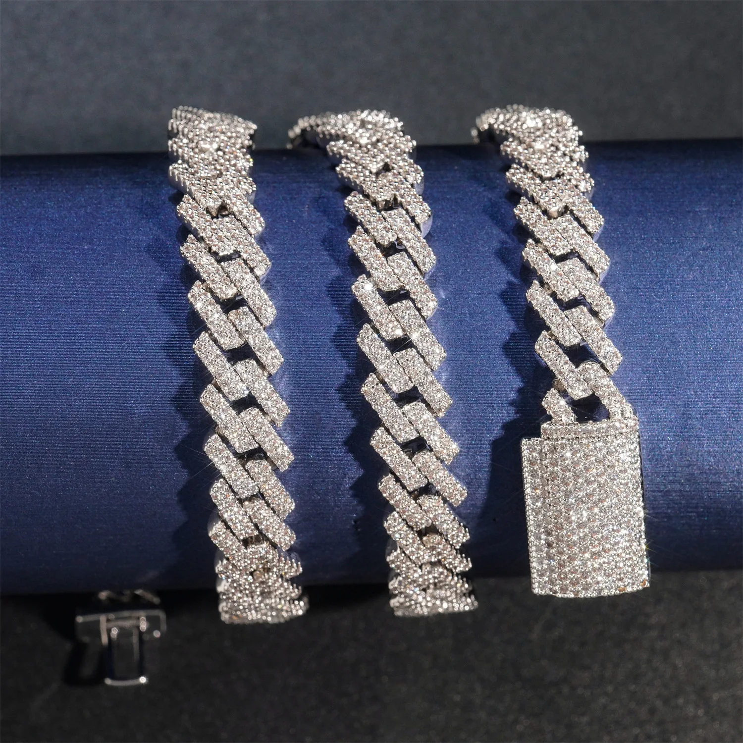 

Trendy Hot sale Cuban Chain 10mm Full Inlay Moissanite S925 Silver Diamond Shaped Cuban Chain Trendy Necklace Accessories