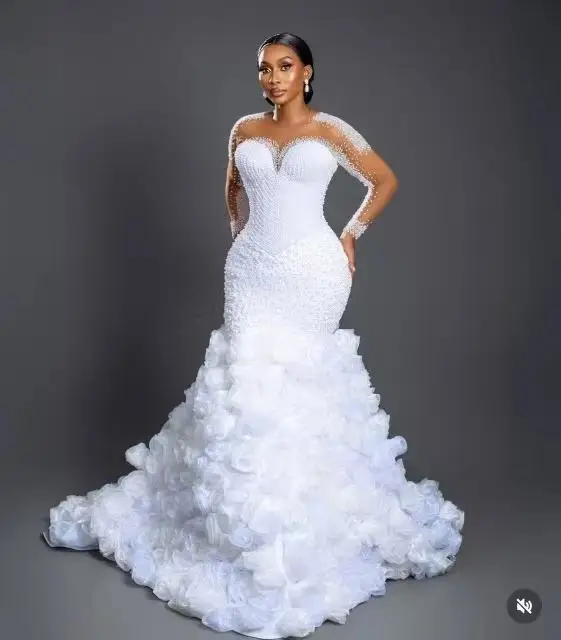 Customized Sheer Neck Sparkly Heavy Beads Wedding Dress For Bride Robe De Mariée Long Sleeves Handmade Flowers  Bridal Gowns