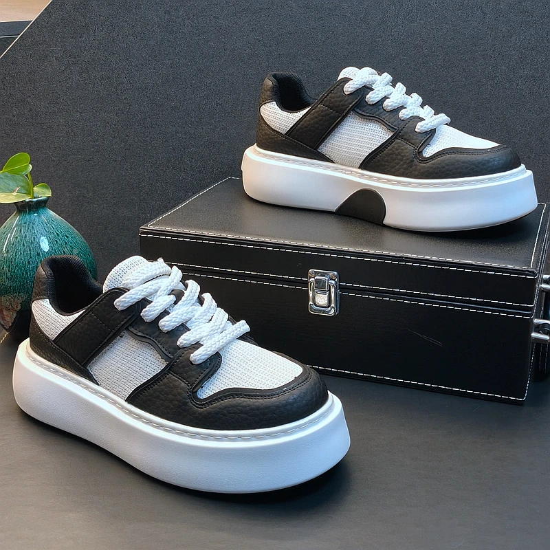 New Arrival Youth Trend Simple and Versatile Summer Breathable Mesh Board Shoes Luxury Designer Thick Bottom Chunky Sneakers