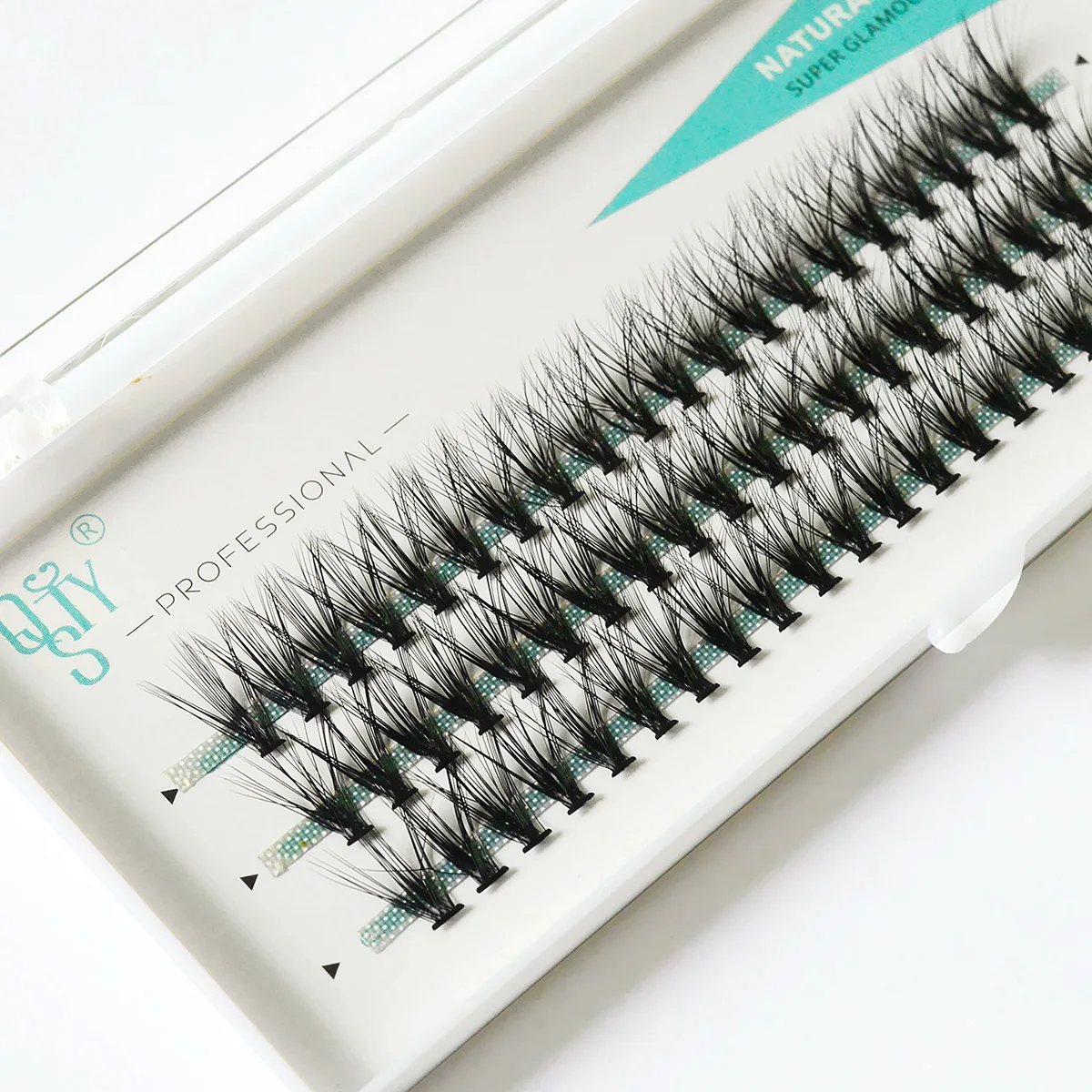 

Lash Clusters DIY Lash Extensions Kit 100pcs Individual Lashes Clusters 20D CD Curl Eyelash Extension Kit with Applicator