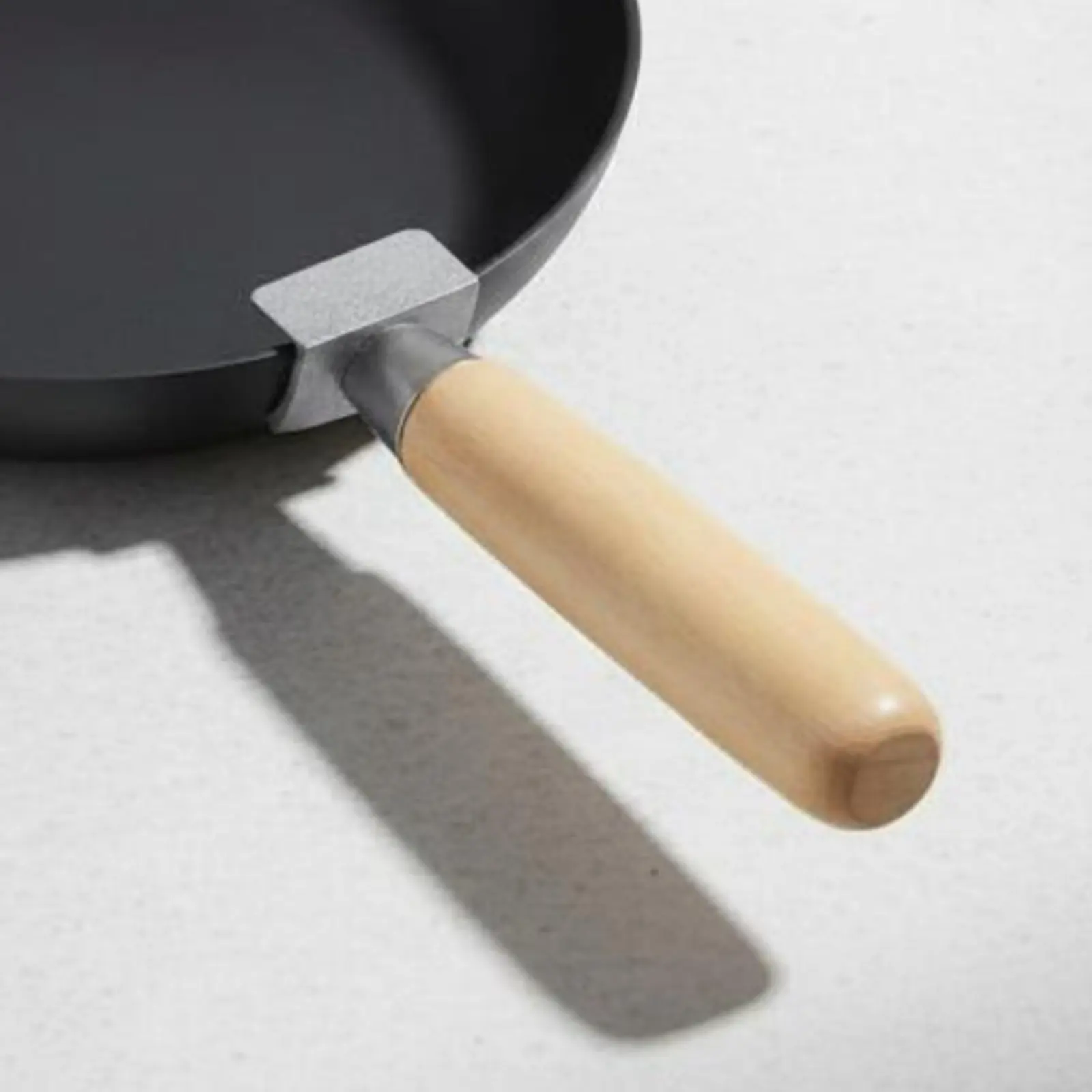 Cement Mixing Ladle Wear Resistant Handheld Cement Mixture Ladle Plastering Wok Sturdy Duty Masonry Tool High Hardness