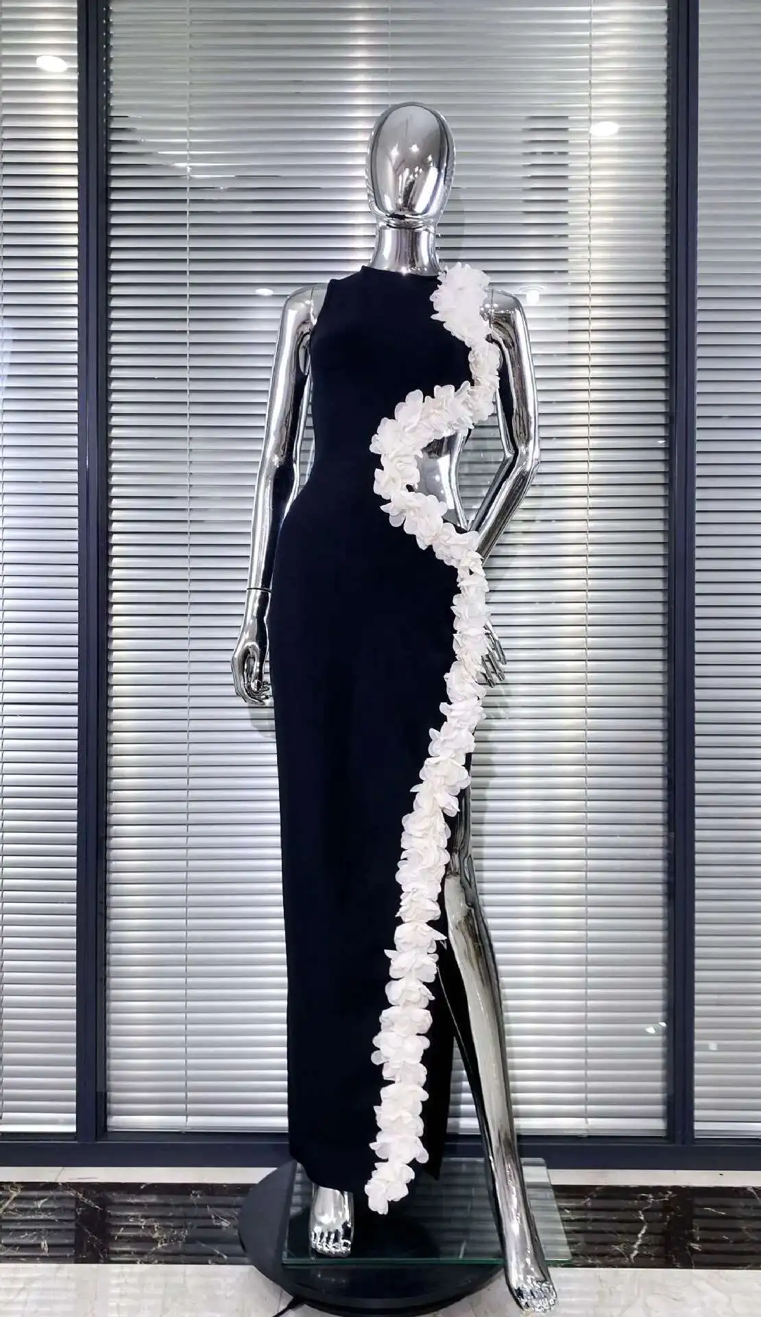 LEOSOXS Lady Sexy O Floral évider Extra longue moulante robe de pansement 2025 célébrité élégante soirée Gala fête robe d'anniversaire