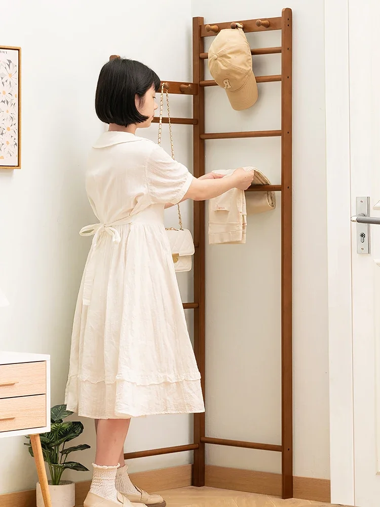 Corner clothes hanger floor-to-floor coat rack Bedroom bedside clothes at night artifact Bedside tail room rack