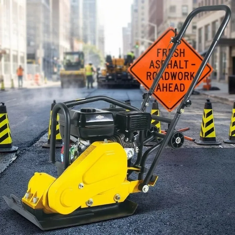 Vibration roller, used for compacting soil, gravel, and asphalt