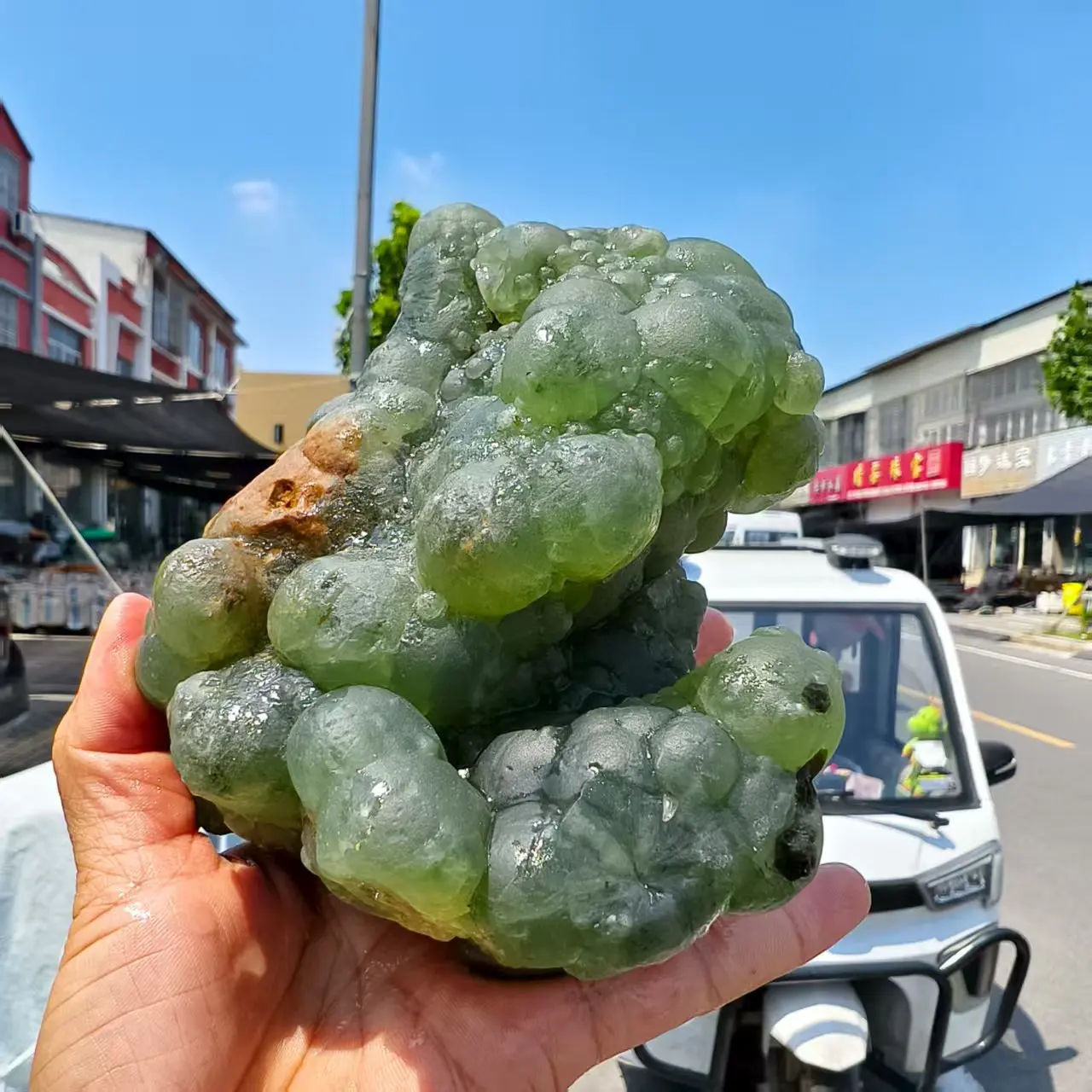 Natural Green Chalcedony Grape Agate Cluster, Quartz Crystal Green Agate Cluster, Mineral, Reiki, Healing Stone