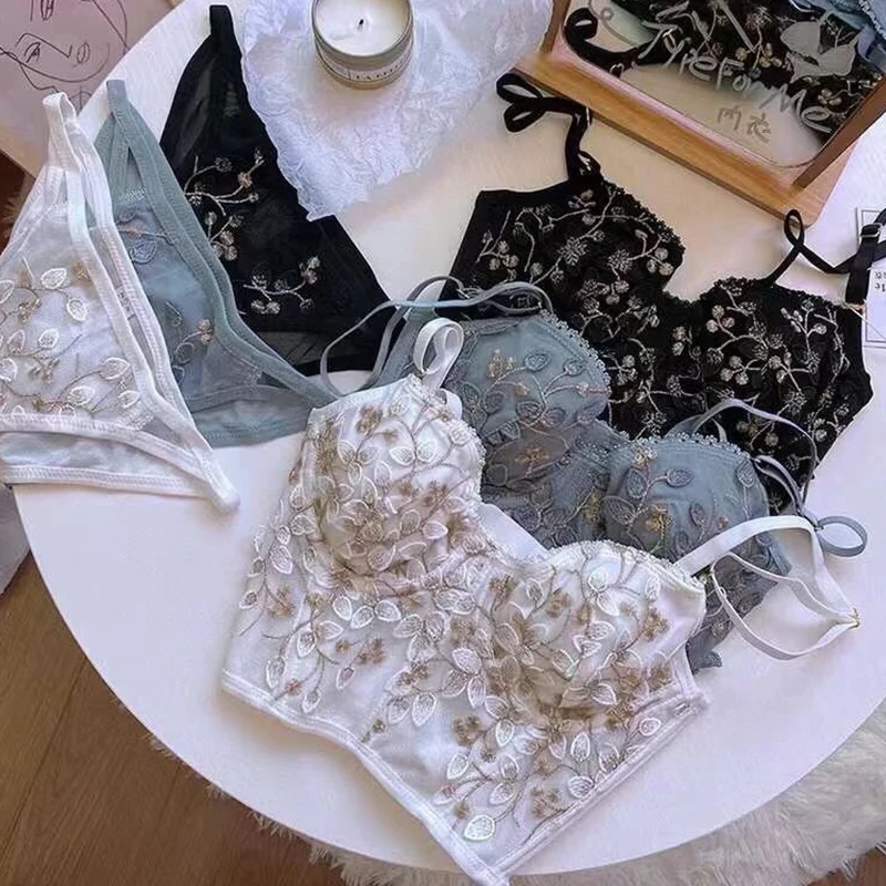 Embroidery Lace Flowers French Underwear Bralette Sexy Body Shaping Push Up Bra Set Romantic White Black Cute Thin Lingerie Suit