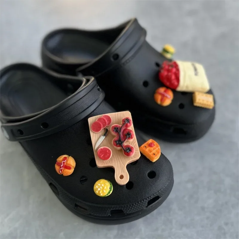 

Cute Simulated Snacks Clogs Buckle All-match Cartoon Foods Shoe Charms for Crocs Lovely Fashion Vintage Shoe Decorations Quality