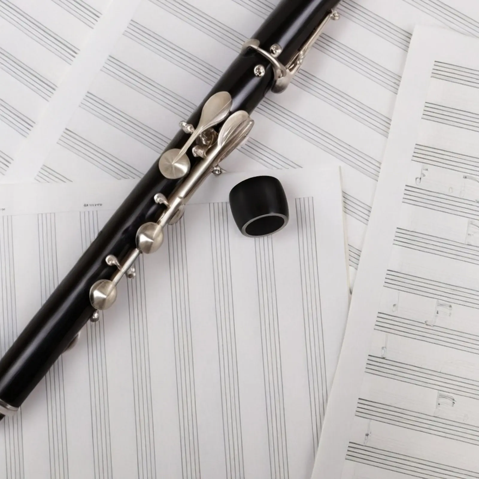 

Premium Ebony Wood Clarinet Ligature Clamp for Reed Secure Fastening Compatible with All Standard Clarinet Mouthpieces Easy