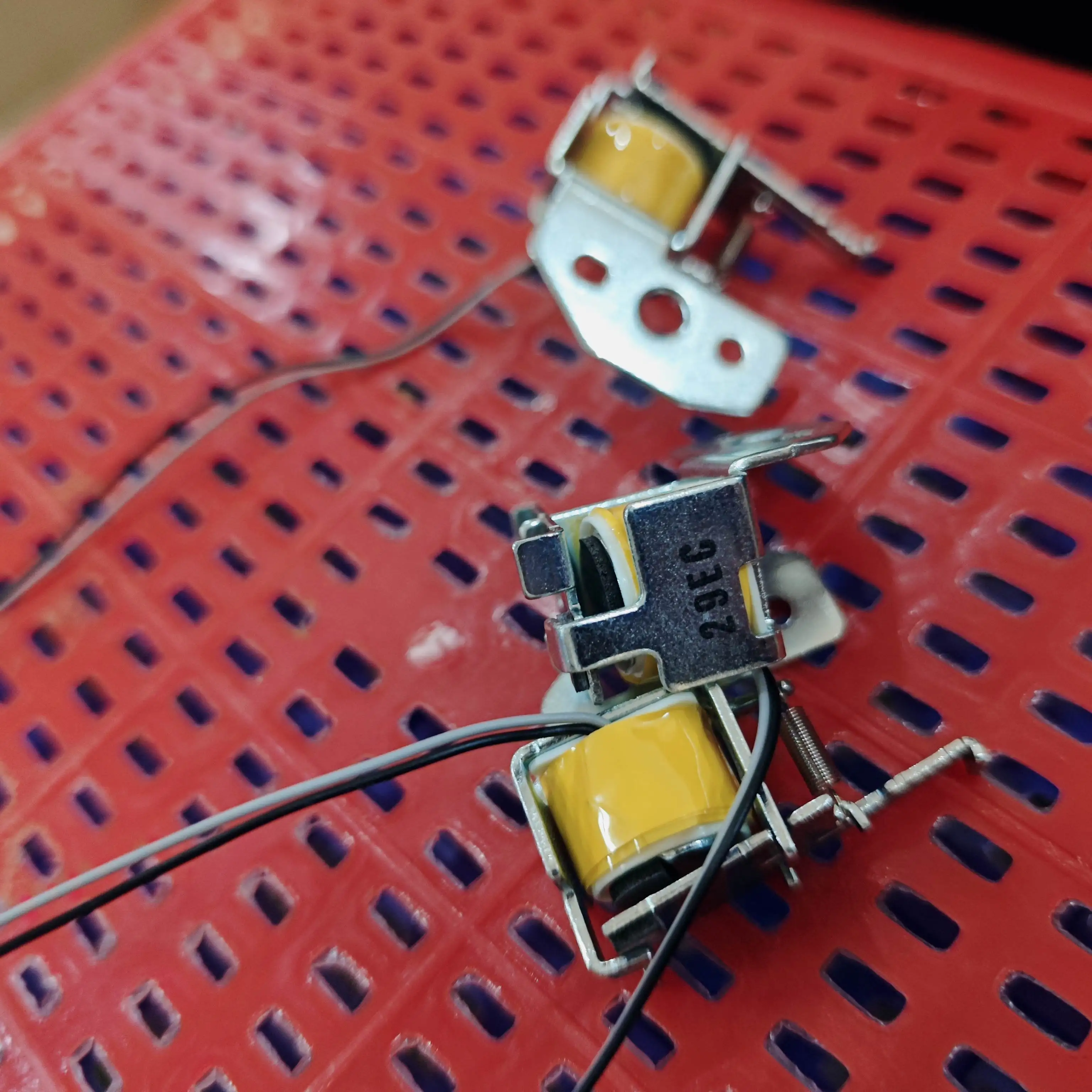 

Соленоид основного лотка CLP360 JC33-00025B для Samsung CLP365 CLP366 CLX3305 CLX3306, оригинальная новинка сцепления