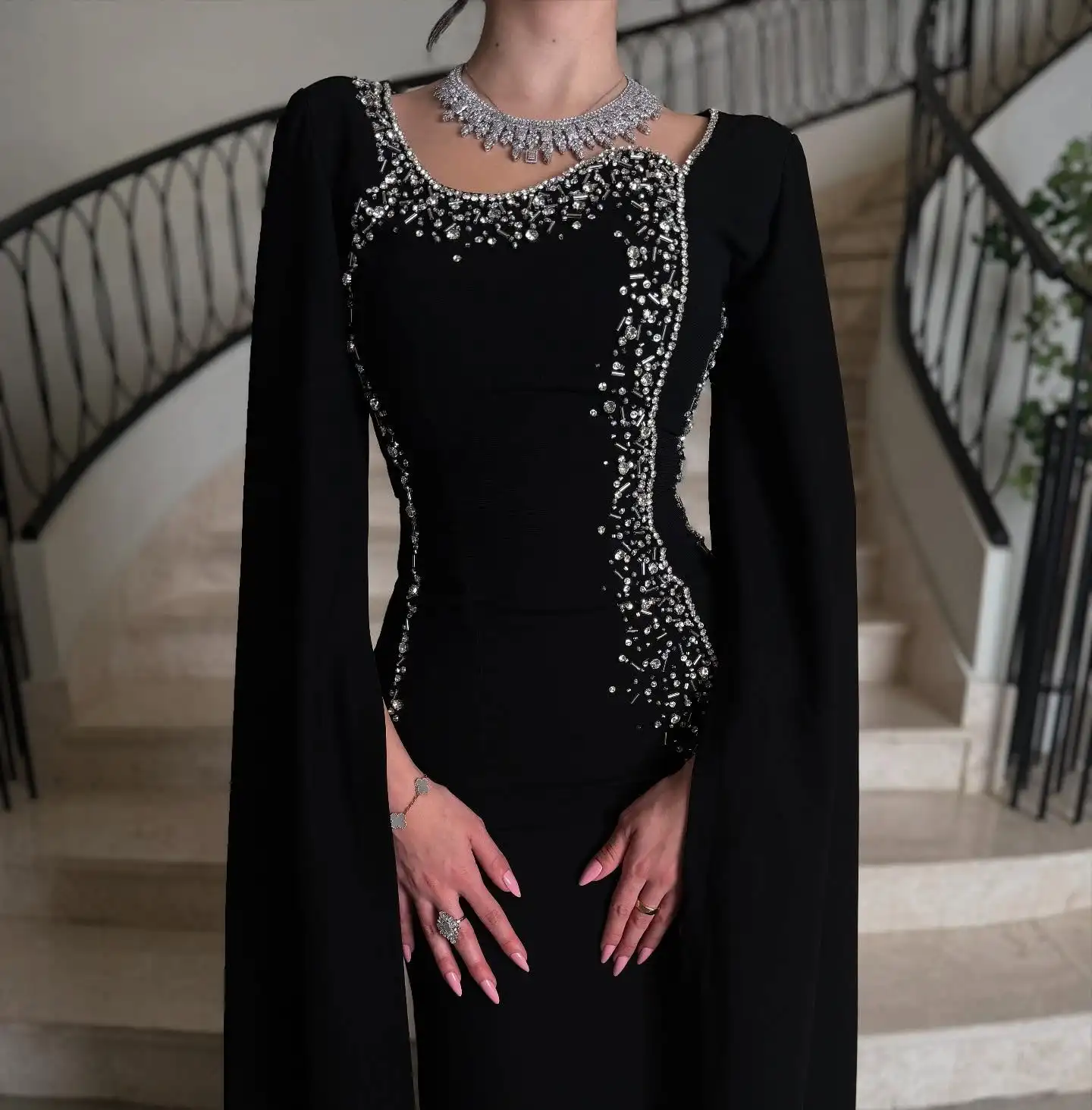 Adeli personalizzato elegante nero scintillante abito da ballo abito da sera con perline da donna lunghezza pavimento abiti per occasioni speciali