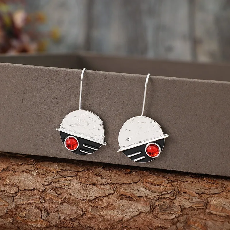 Vintage Silver Color Round Red Stone Earrings Ethnic Black Dispensing Carving Pattern Dangle Earrings for Women Jewelry