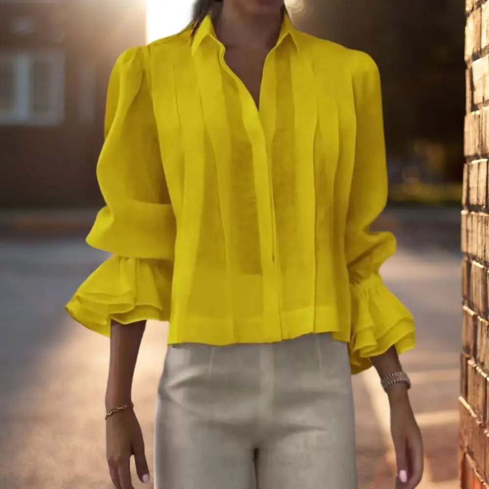 

Женская рубашка 2026: Рубашка с отложным воротником, длинными рукавами, рюшами на манжетах, однотонная, свободного кроя, на пуговицах, для офиса, летняя