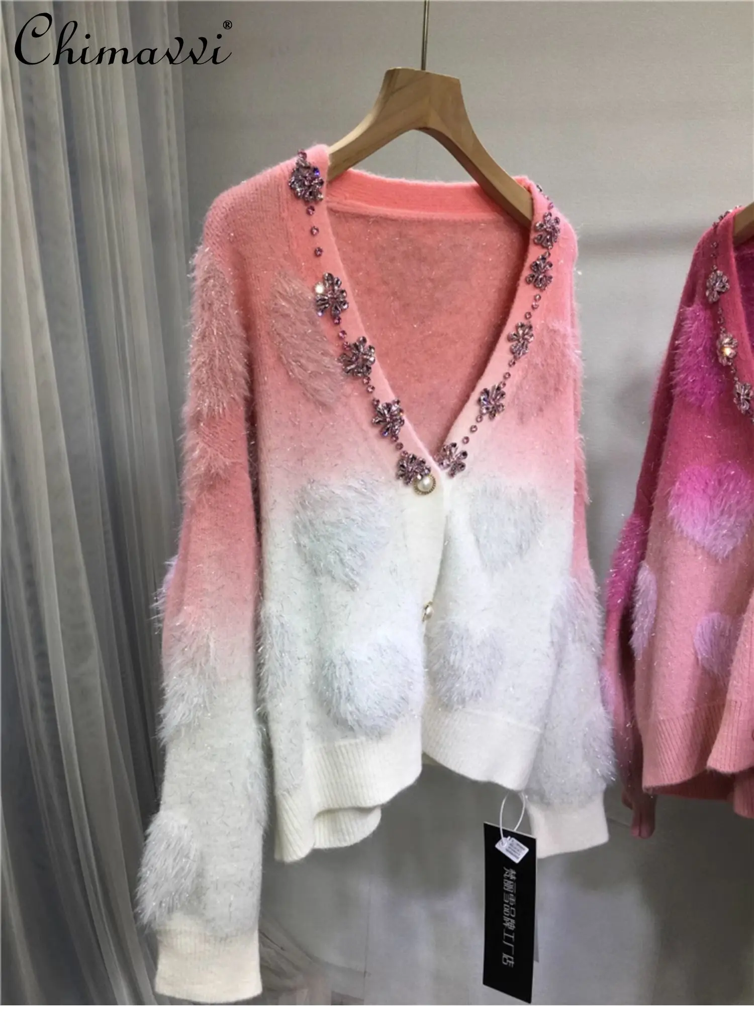 European Heavy Beaded V-neck Short Sweater Fashion Gradual Change Color Imitation Mink Velvet Love Cardigan Autumn and Winter