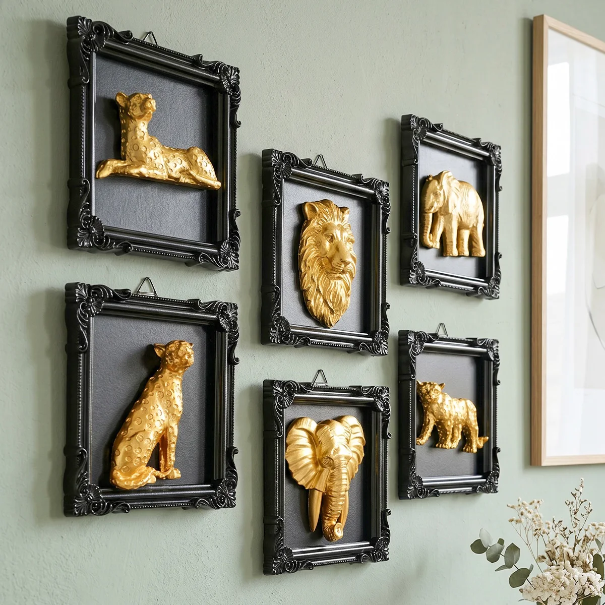 1PC, black and gold square three-dimensional animal relief decorative pendant, made of resin, DIY wall decoration frame