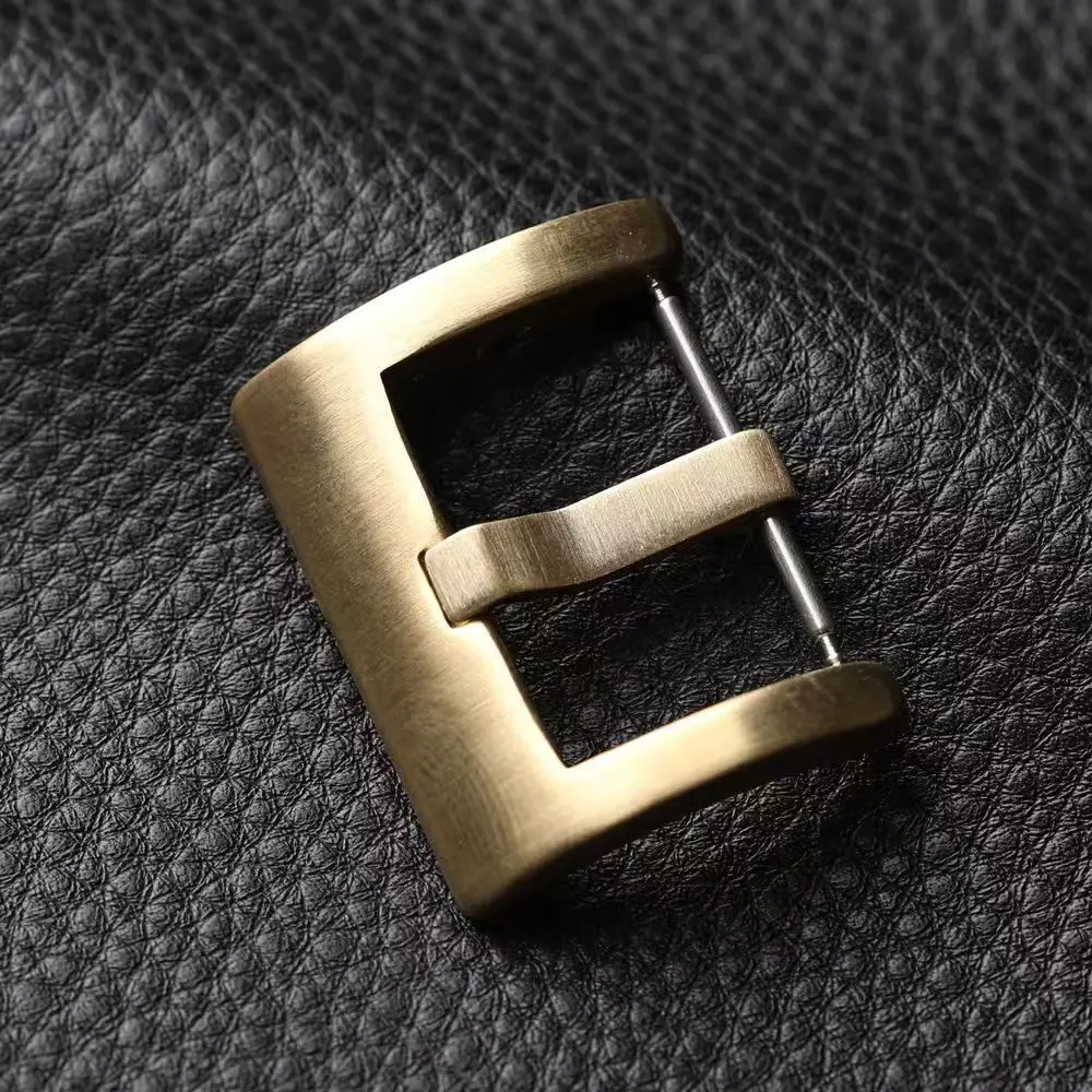 Nueva hebilla de latón puro 18 20 22 24 26MM correa de goma de cuero genuino accesorios hebilla correa de cuero hebilla de aguja