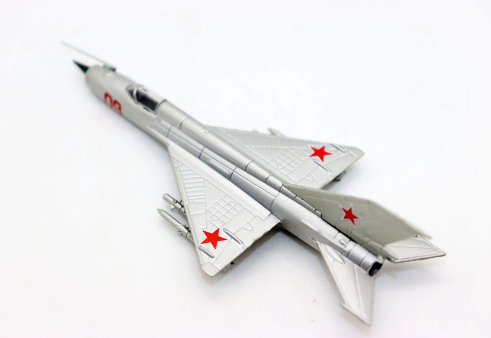 Mig-3ファイターダイキャストモデル,プラスチック合金,シミュレーション飛行機,ギフトコレクション,スケール1: 100,soviet-guich,新品