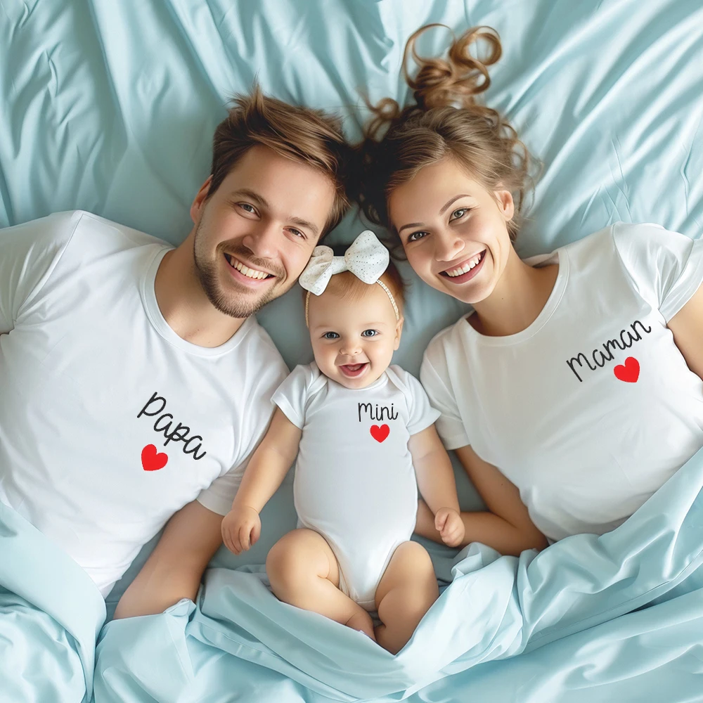 Family Heart T-shirt Dad Mom Baby Matching Clothes Shirt Mommy Daddy and Me Shirts Outfits New Mom Dad Gift Idea