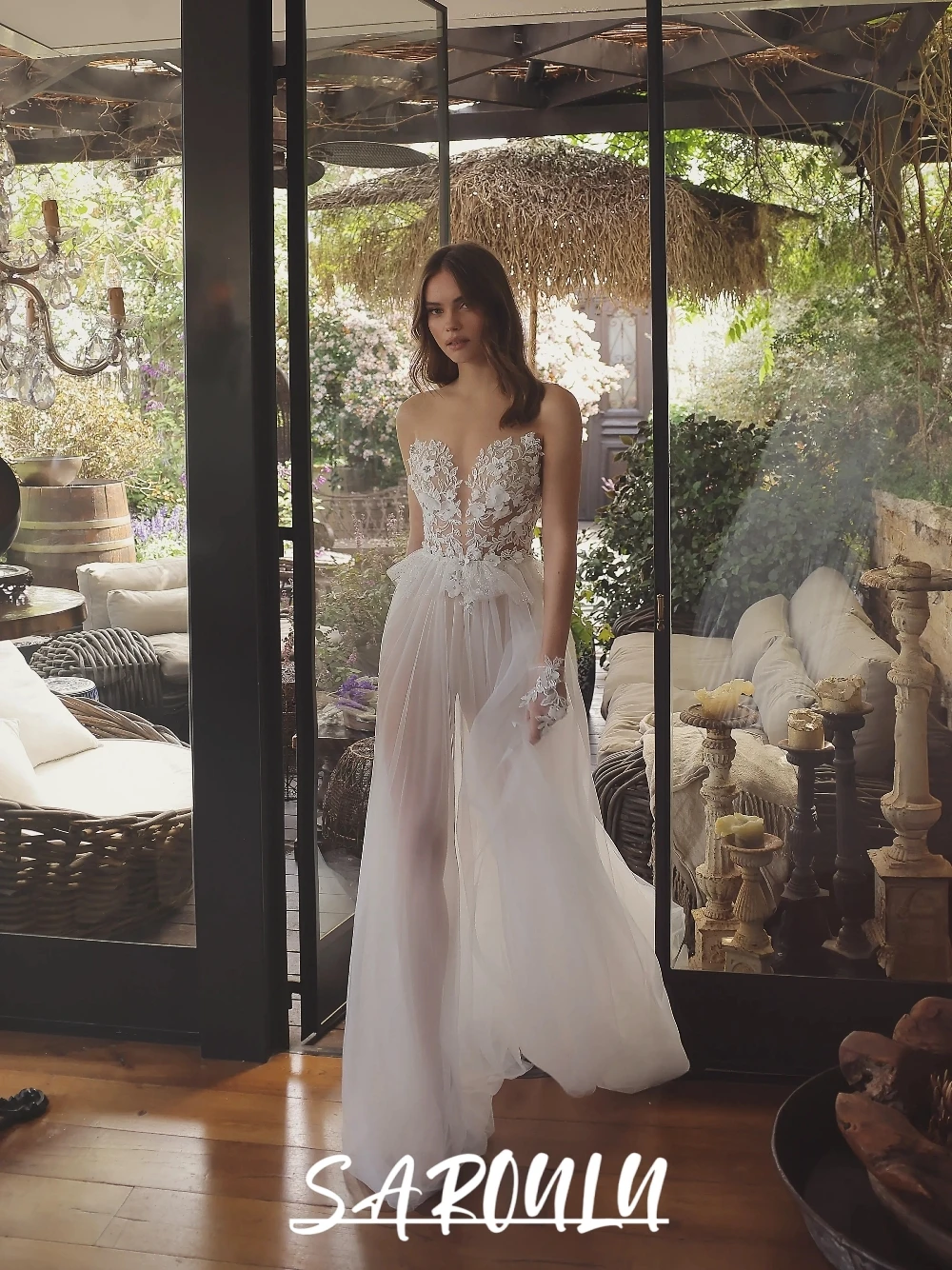 

Ethereal A Line Backless Wedding Dress Sheer Customized Floral Bride Wear Illusion V Neckline Romantic Modern Bridal Gown