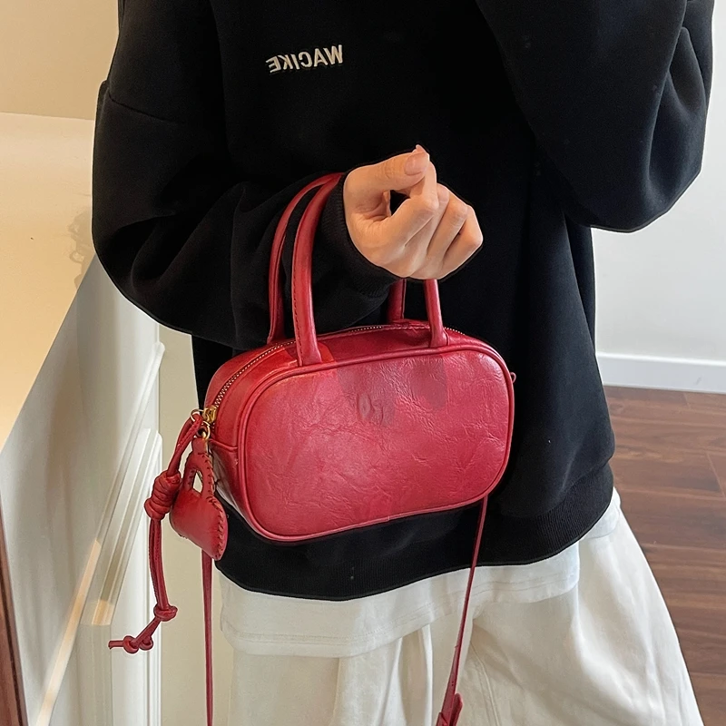 

Fashion Red Women's Handbag French Texture PU Crossbody Bags Temperament Versatile Small Square Handbags with Cute Small Bag