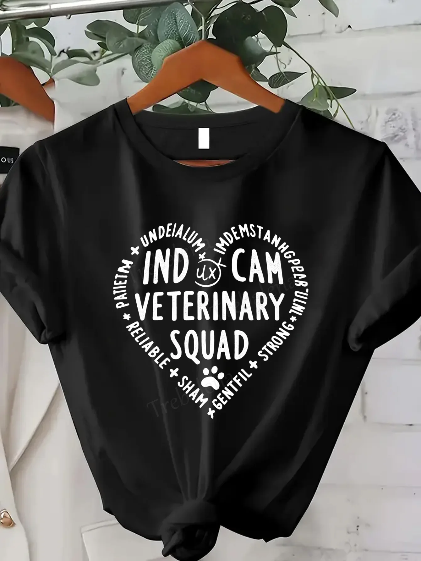 

Женская футболка «Футболка Veterinary SquadIND CAM» — милая и острая женская футболка Vet Love»
