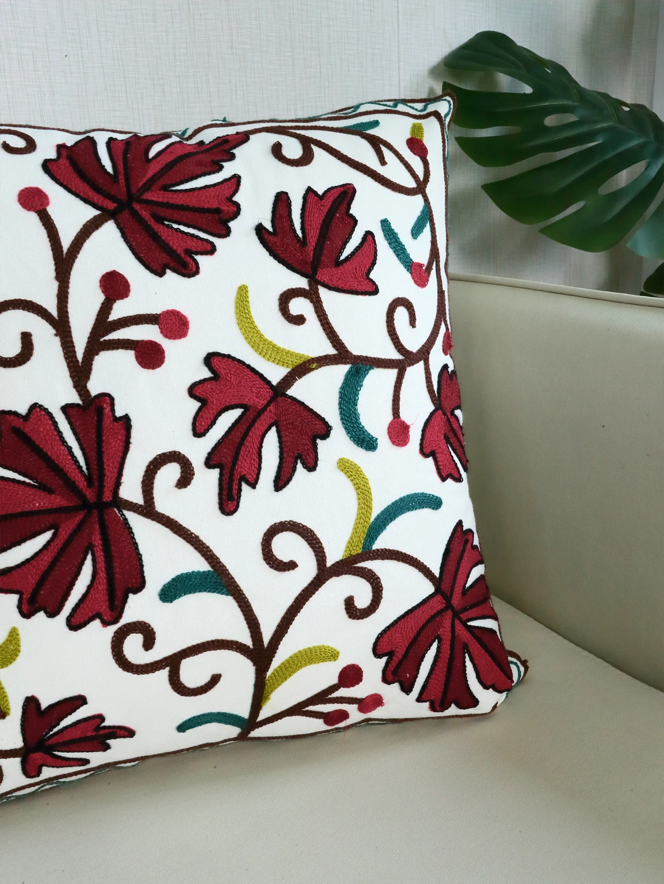 1pc, Red Leafs Embroidery Pillow Cover Soft Cozy for living room Bedroom Sofa, Pillow Core Is Not Included