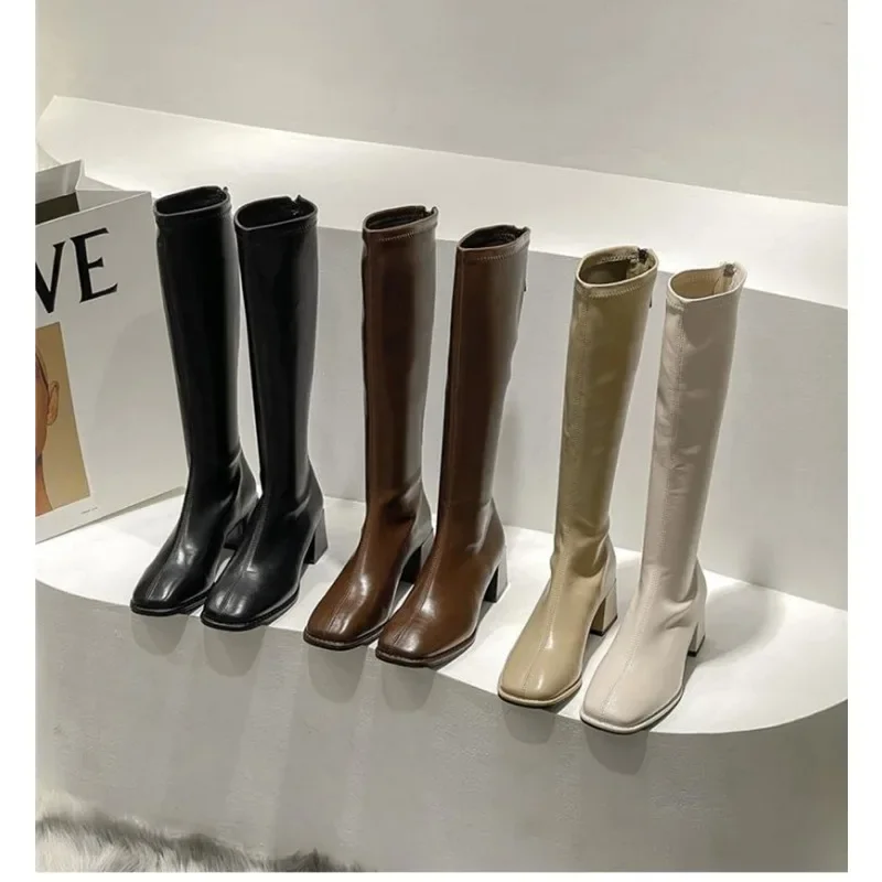 Botas altas ajustadas de tacón alto para mujer, zapatos largos de cuero suave, a la moda, para invierno, novedad de 2023