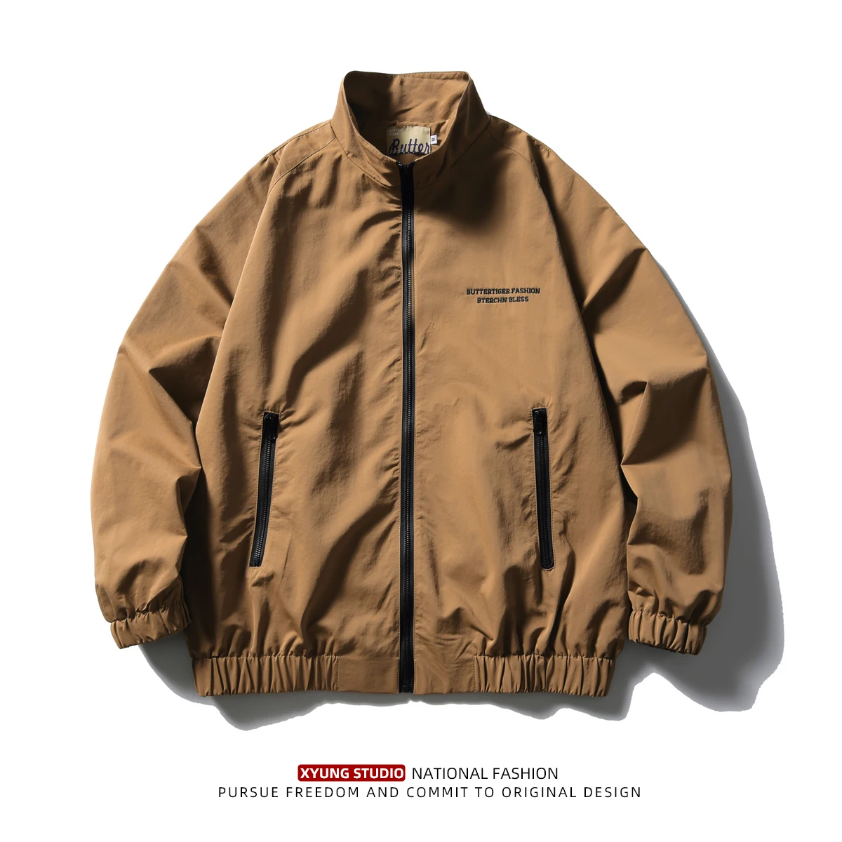 

Повседневная свободная куртка для мужчин на осень-зиму, с вышивкой, воротником-стойкой, ветрозащитная, модная, городская, в бейсбольном стиле