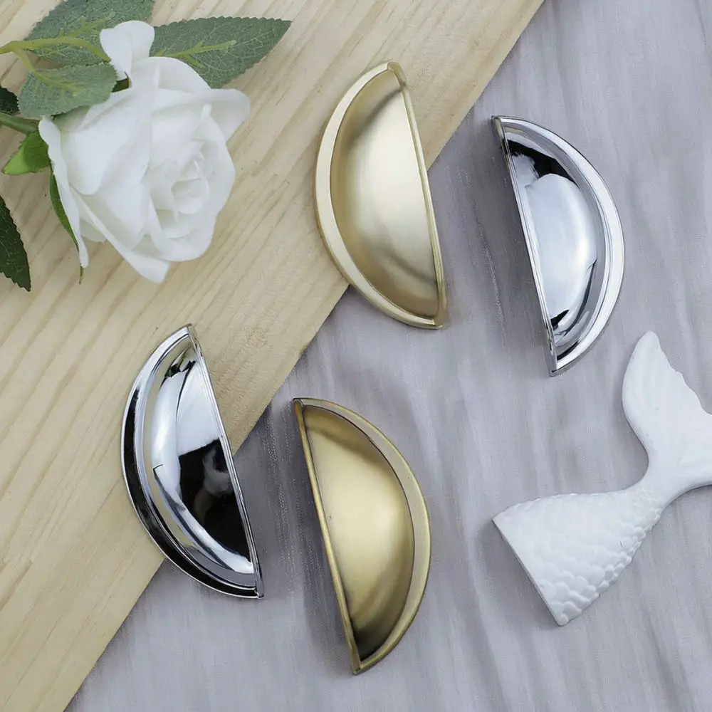 Classic Half Moon Drawer Pull Zinc Alloy Cabinet Handle Decorative Furniture Knob Luxury Wardrobe Door Hardware